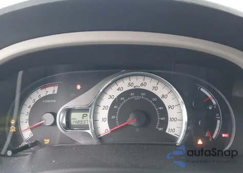 2012 Toyota Sienna Se 8 Passenger z USA, uszkodzony, nr VIN 5TDXK3DC2CS263039